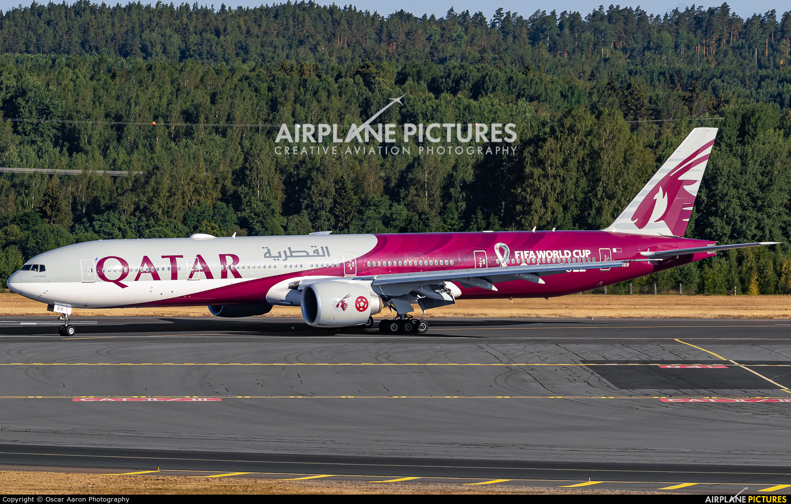 Qatar Airways A7-BEB aircraft at Helsinki - Vantaa