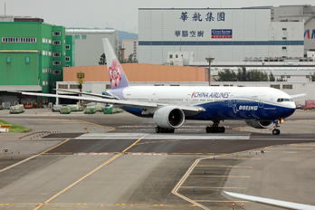 B-18007 - China Airlines Boeing 777-300ER