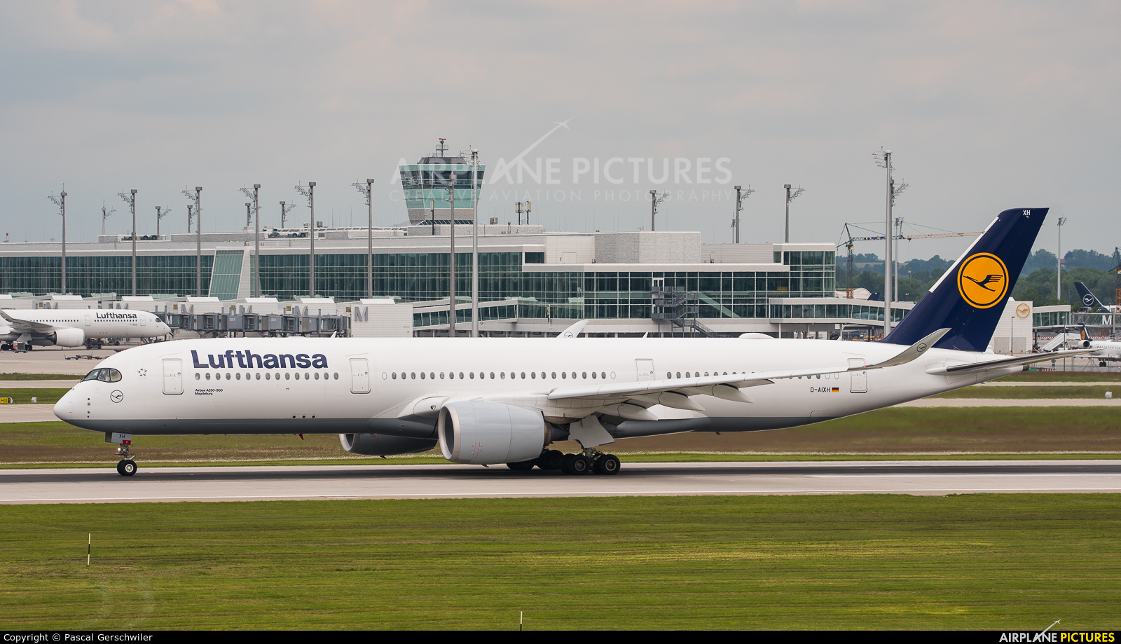 Lufthansa D-AIXH aircraft at Munich