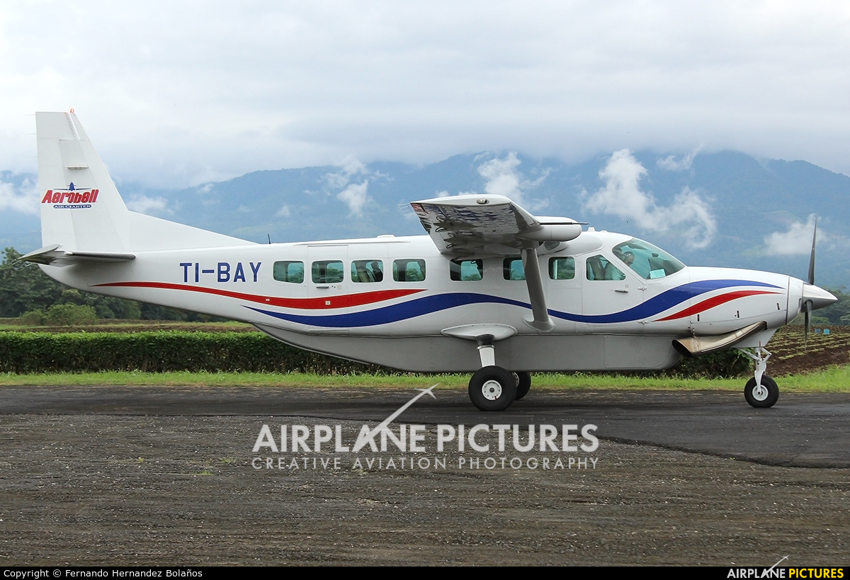 Aerobell Air Charter  TI-BAY aircraft at La Fortuna