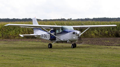SP-ZKU - Private Cessna 206 Stationair (all models)