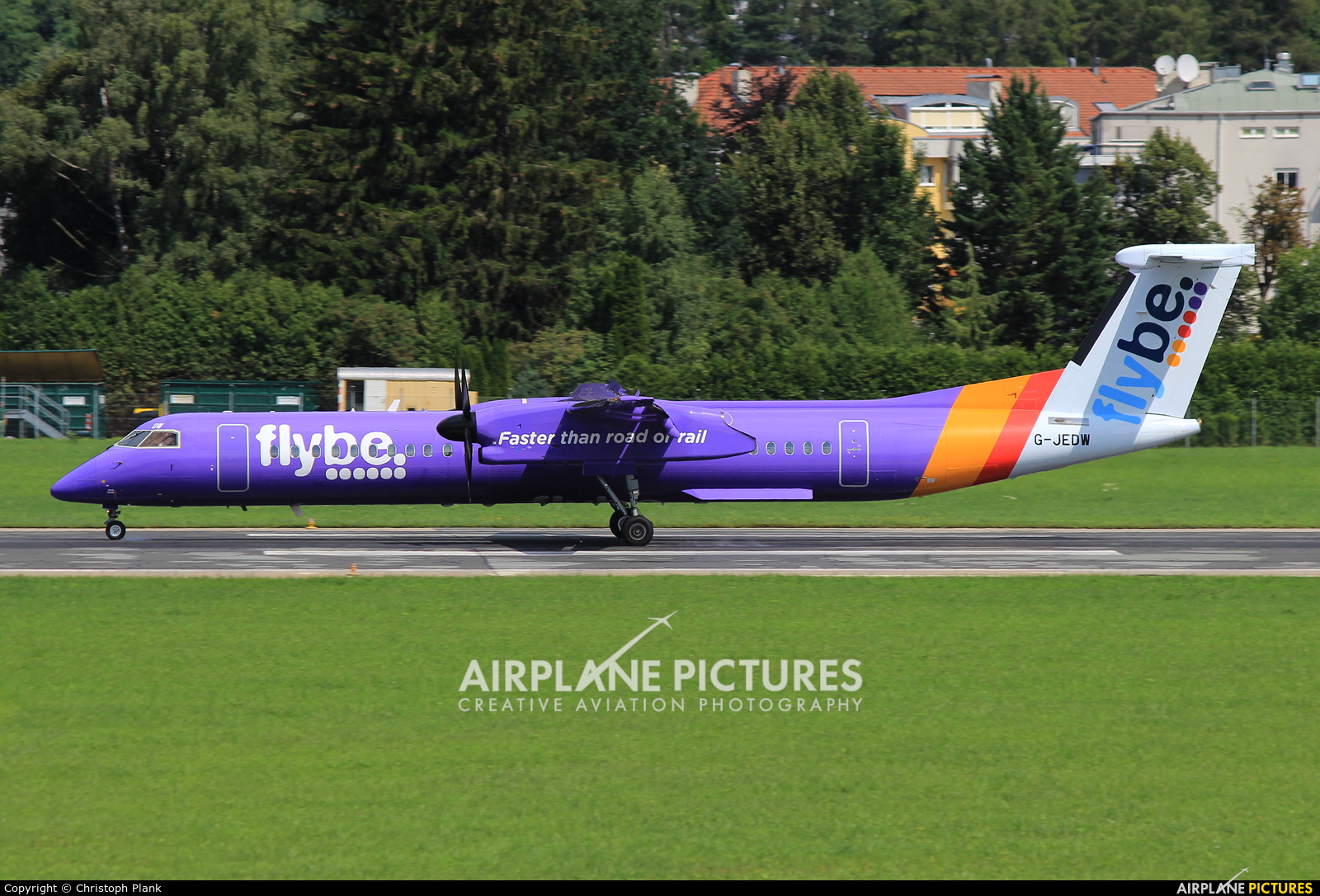 Flybe G-JEDW aircraft at Innsbruck