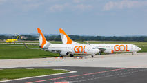 GOL Transportes Aéreos  OE-IWI image