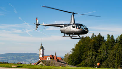 HB-ZSF - Fuchs Helikopter Robinson R66