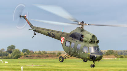 3829 - Poland - Army Mil Mi-2