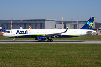 D-AVZI - Azul Linhas Aéreas Airbus A321