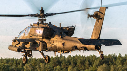 17-0323 - USA - Army Boeing AH-64E Apache