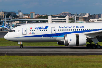 JA818A - ANA - All Nippon Airways Boeing 787-8 Dreamliner