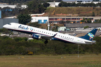 PR-AXF - Azul Linhas Aéreas Embraer ERJ-195 (190-200)