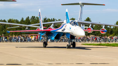 53 - Russia - Air Force "Russian Knights" Sukhoi Su-35S