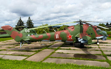 11 - Belarus - Air Force Mil Mi-24P