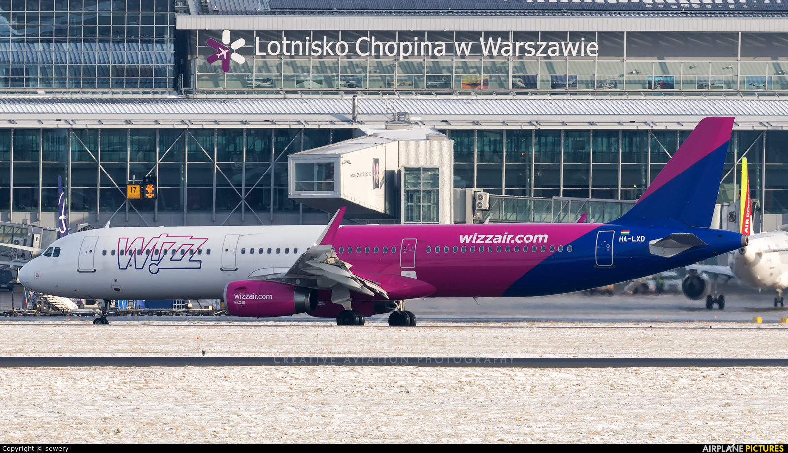 Wizz Air HA-LXD aircraft at Warsaw - Frederic Chopin