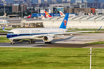 B-30CE - China Southern Airlines Airbus A350-900