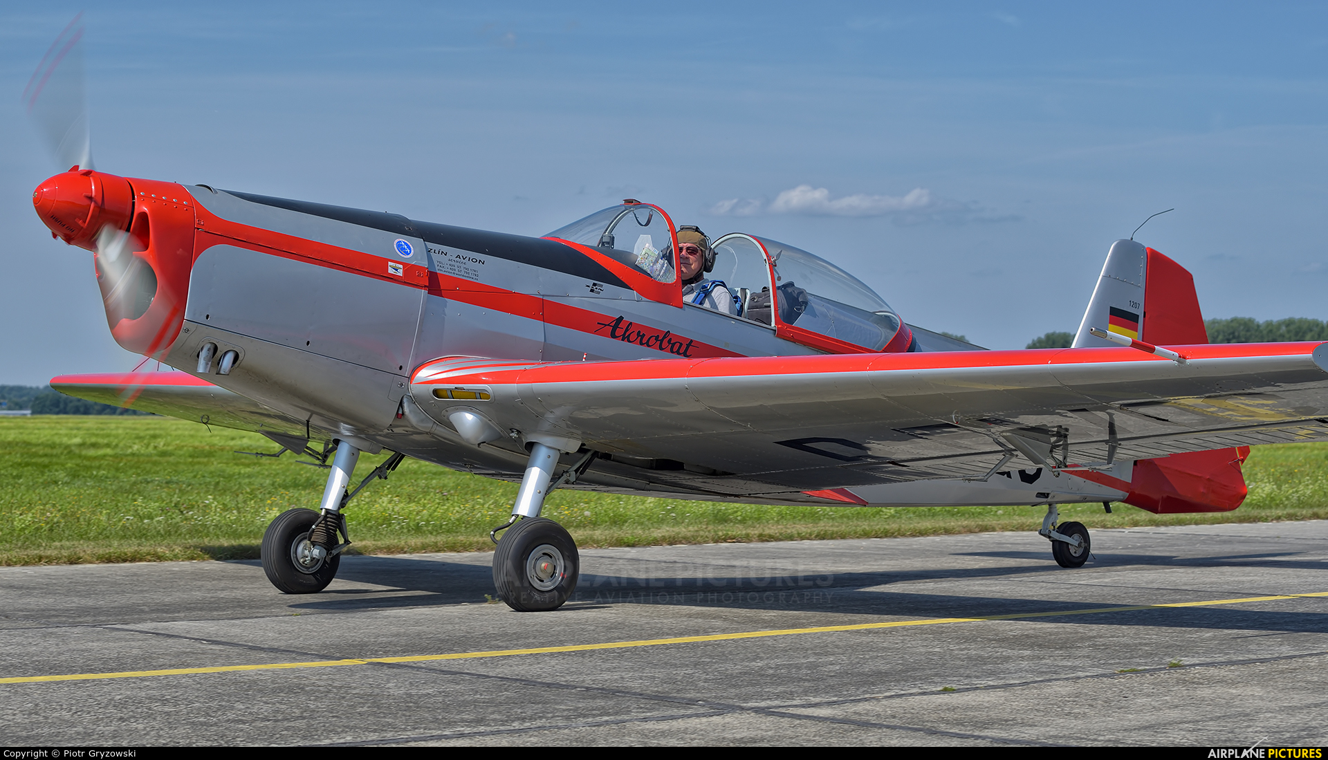 Private D-EWQC aircraft at Bautzen