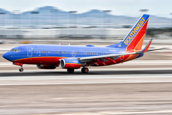 N492WN - Southwest Airlines Boeing 737-700