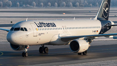 D-AIWF - Lufthansa Airbus A320