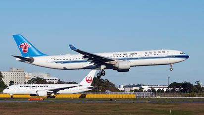 B-5959 - China Southern Airlines Airbus A330-300