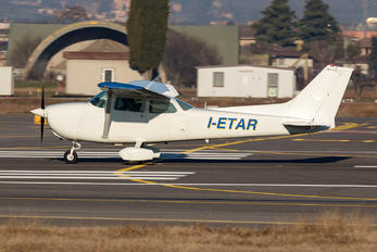 I-ETAR - Private Cessna 172 Skyhawk (all models except RG)