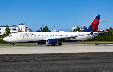 N922DZ - Delta Air Lines Boeing 737-900ER