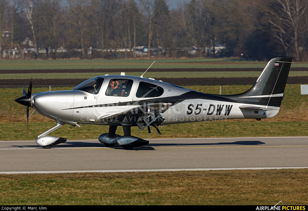 Private S5-DWW aircraft at Augsburg