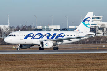 S5-AAX - Adria Airways Airbus A319