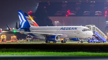 SX-DGY - Aegean Airlines Airbus A320