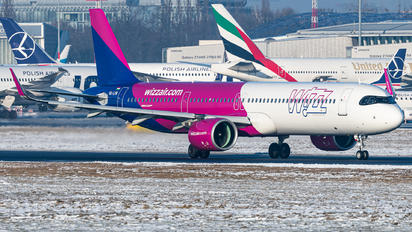 HA-LVW - Wizz Air Airbus A321 NEO