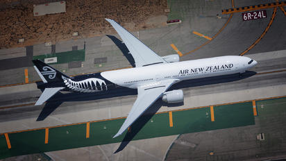 ZK-OKR - Air New Zealand Boeing 777-300ER