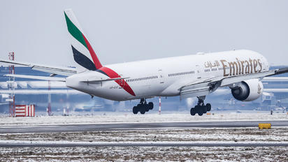 A6-EGS - Emirates Airlines Boeing 777-300ER