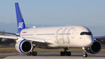 SE-RSF - SAS - Scandinavian Airlines Airbus A350-900