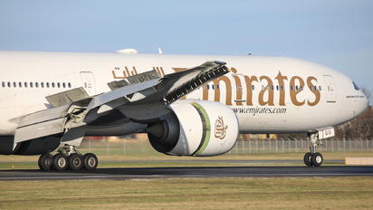 A6-EGU - Emirates Airlines Boeing 777-300ER