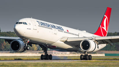 TC-JOD - Turkish Airlines Airbus A330-300