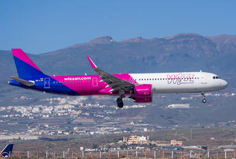 HA-LVR - Wizz Air Airbus A321 NEO