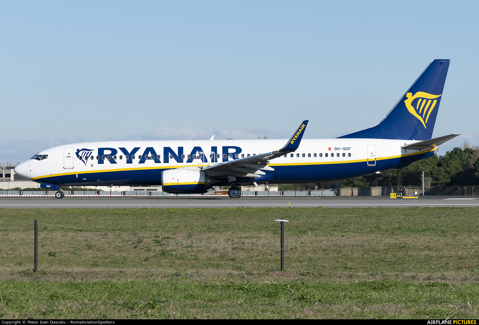 Ryanair (Malta Air) 9H-QDF aircraft at Rome - Fiumicino