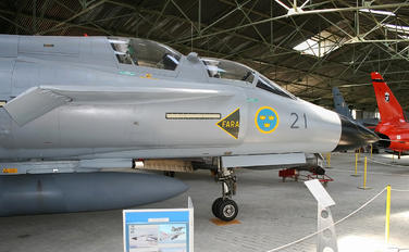 37811 - Sweden - Air Force SAAB SK 37 Viggen