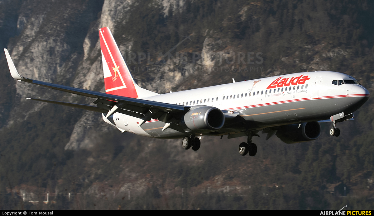 Lauda Air OE-LNS aircraft at Innsbruck