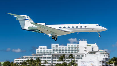 N39871 - Private Gulfstream Aerospace G-V, G-V-SP, G500, G550