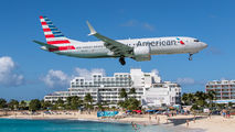N303RG - American Airlines Boeing 737-8 MAX aircraft
