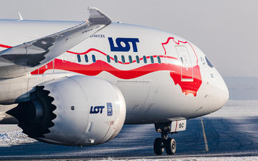 SP-LSC - LOT - Polish Airlines - Airport Overview - Aircraft Detail
