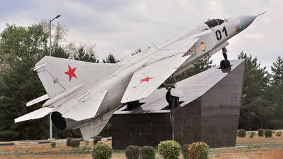 01 - Russia - Air Force Mikoyan-Gurevich MiG-23MLD