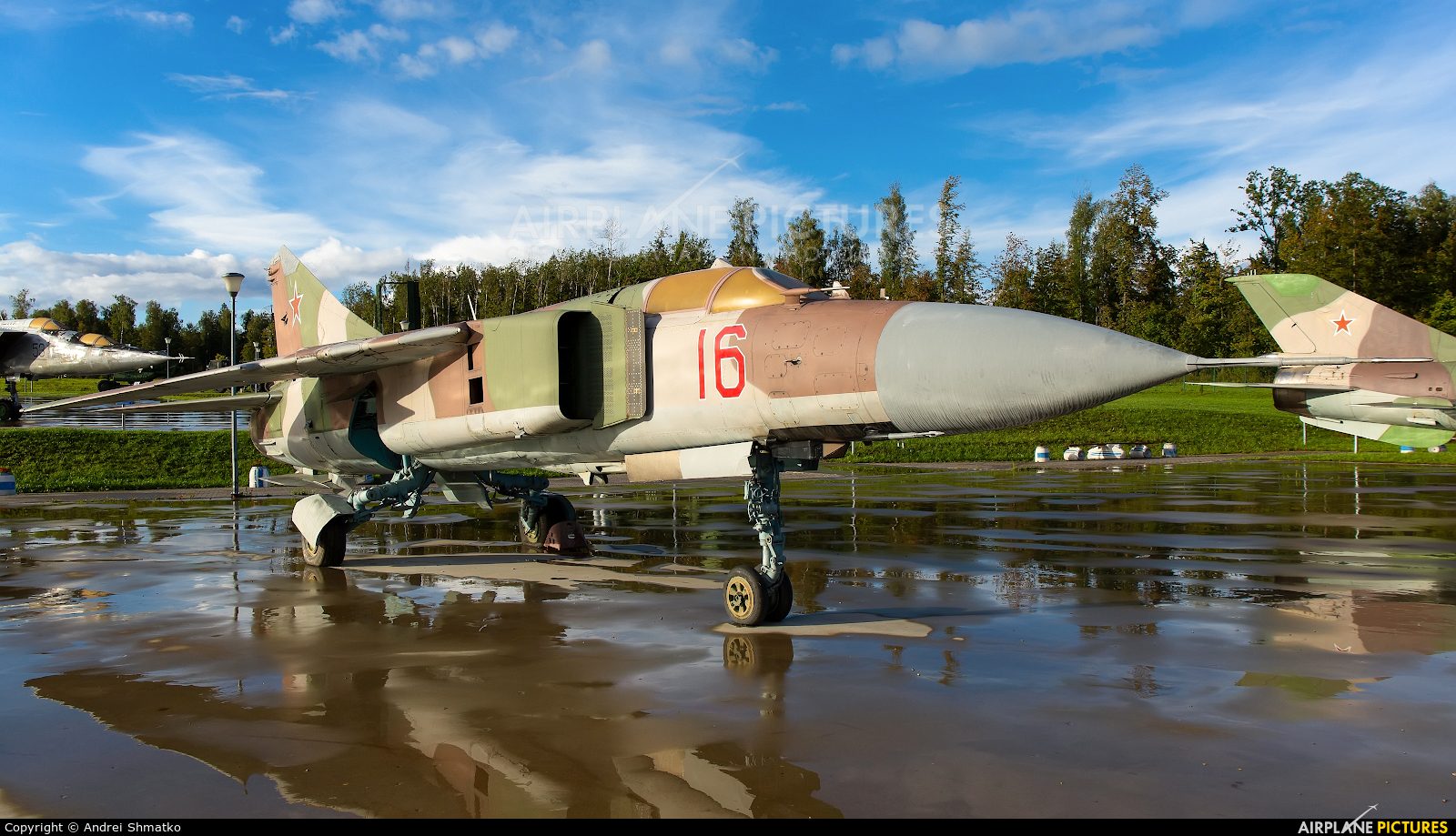 Russia - Air Force 16 aircraft at Kubinka
