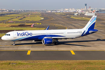 VT-ILH - IndiGo Airbus A321 NEO