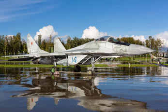 14 - Russia - Air Force Mikoyan-Gurevich MiG-29