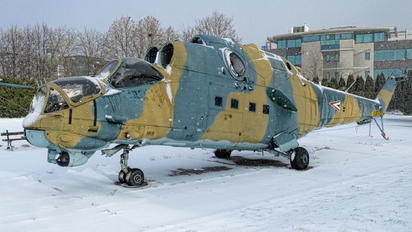 717 - Hungary - Air Force Mil Mi-24 SuperHind Mk.III
