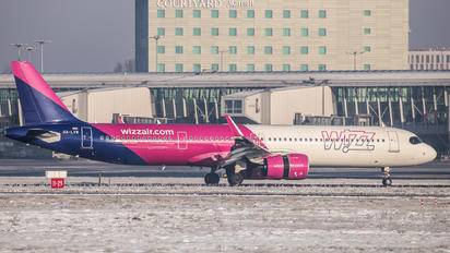HA-LVW - Wizz Air Airbus A321 NEO