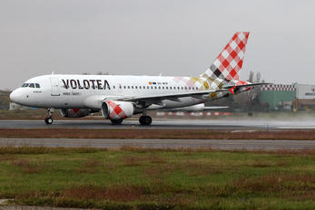 EC-MTF - Volotea Airlines Airbus A319
