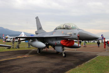 J-065 - Netherlands - Air Force General Dynamics F-16B Fighting Falcon