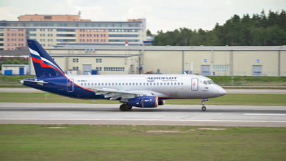 RA-89027 - Aeroflot Sukhoi Superjet 100