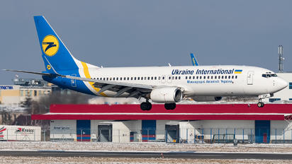 UR-PSP - Ukraine International Airlines Boeing 737-800
