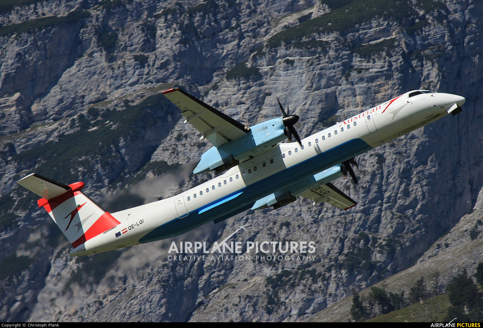 Austrian Airlines/Arrows/Tyrolean OE-LGI aircraft at Innsbruck